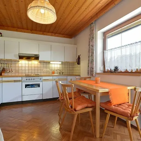 Haus Gschwentner Appartement